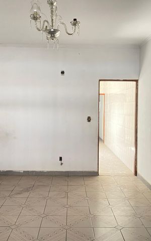 Casa à venda com 250m², 4 quartos e 1 vagaSala