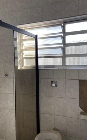 Casa à venda com 250m², 4 quartos e 1 vagaBanheiro 2