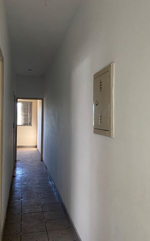 Casa à venda com 250m², 4 quartos e 1 vagaCorredor 
