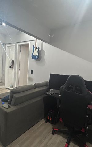 Apartamento à venda com 34m², 1 quarto e 1 vaga Apartamento à venda com 34m², 1 quarto e 1 vagaSala