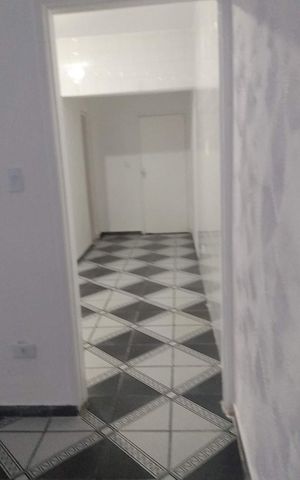 Casa à venda com 265m², 5 quartos e 2 vagas Casa à venda com 265m², 5 quartos e 2 vagasSala