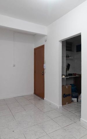 Apartamento à venda com 53m², 1 quarto e sem vaga Apartamento à venda com 53m², 1 quarto e sem vagaSala