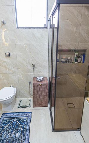 Casa para alugar com 240m², 3 quartos e 1 vaga Casa para alugar com 240m², 3 quartos e 1 vagasuite