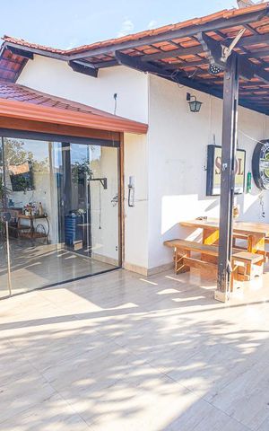Casa para alugar com 240m², 3 quartos e 1 vaga Casa para alugar com 240m², 3 quartos e 1 vagaarea de serviço