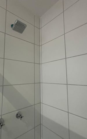 Apartamento à venda com 54m², 2 quartos e 1 vaga Apartamento à venda com 54m², 2 quartos e 1 vagaBanheiro