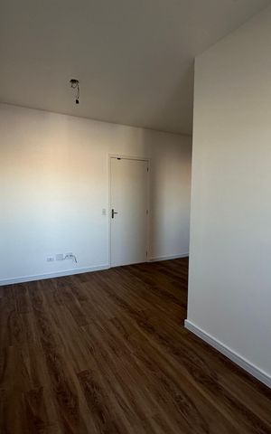 Apartamento à venda com 54m², 2 quartos e 1 vaga Apartamento à venda com 54m², 2 quartos e 1 vagaSala