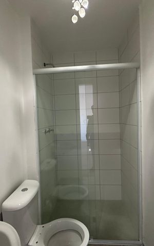 Apartamento à venda com 54m², 2 quartos e 1 vaga Apartamento à venda com 54m², 2 quartos e 1 vagaBanheiro
