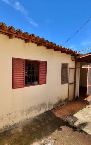 Casa à venda com 200m², 2 quartos e 2 vagasÁrea de Serviço