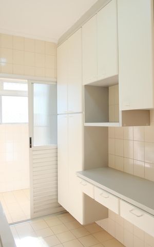 Apartamento para alugar com 60m², 3 quartos e 2 vagasCozinha