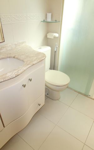 Apartamento para alugar com 111m², 3 quartos e 2 vagasBanheiro da Suíte