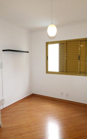Apartamento para alugar com 111m², 3 quartos e 2 vagasQuarto 2