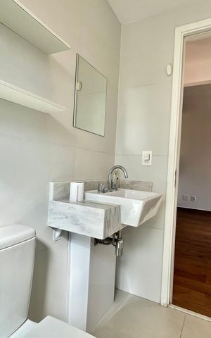Apartamento à venda com 54m², 2 quartos e 1 vaga Apartamento à venda com 54m², 2 quartos e 1 vagaBanheiro Corredor