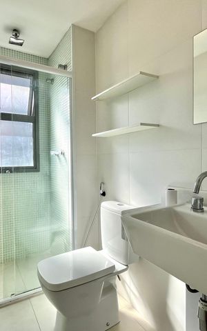 Apartamento à venda com 54m², 2 quartos e 1 vaga Apartamento à venda com 54m², 2 quartos e 1 vagaBanheiro Corredor