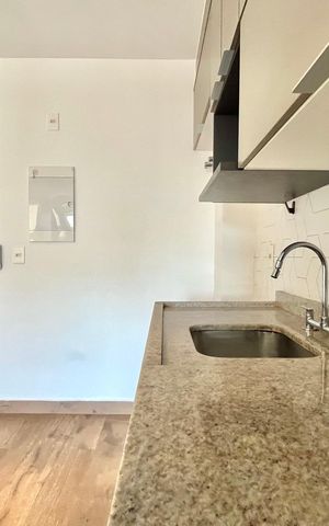 Apartamento à venda com 54m², 2 quartos e 1 vaga Apartamento à venda com 54m², 2 quartos e 1 vagaCozinha
