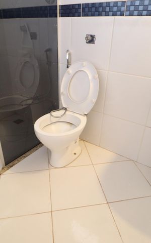 Casa para alugar com 400m², 4 quartos e 6 vagasBanheiro da Suíte 2