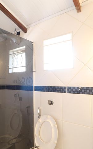 Casa para alugar com 400m², 4 quartos e 6 vagasBanheiro da Suíte 2