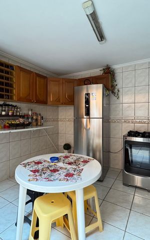 Casa para alugar com 166m², 3 quartos e 3 vagasCozinha
