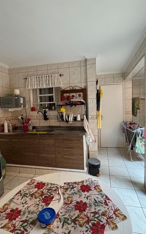 Casa para alugar com 166m², 3 quartos e 3 vagasCozinha