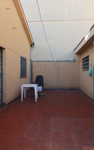 Casa para alugar com 260m², 6 quartos e 3 vagas Casa para alugar com 260m², 6 quartos e 3 vagasÁrea de Serviço