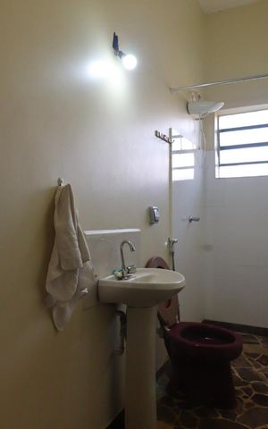Casa para alugar com 260m², 6 quartos e 3 vagas Casa para alugar com 260m², 6 quartos e 3 vagasLavabo