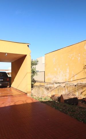 Casa para alugar com 260m², 6 quartos e 3 vagas Casa para alugar com 260m², 6 quartos e 3 vagasGaragem