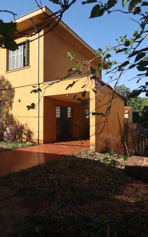 Casa para alugar com 260m², 6 quartos e 3 vagas Casa para alugar com 260m², 6 quartos e 3 vagasGaragem