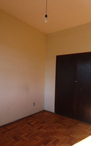 Casa para alugar com 260m², 6 quartos e 3 vagas Casa para alugar com 260m², 6 quartos e 3 vagasQuarto 4