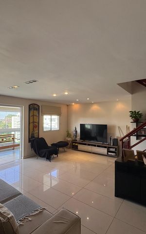 Apartamento à venda com 237m², 3 quartos e 2 vagas Apartamento à venda com 237m², 3 quartos e 2 vagasSala