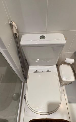 Apartamento à venda com 237m², 3 quartos e 2 vagas Apartamento à venda com 237m², 3 quartos e 2 vagasSuíte 2 - Banheiro