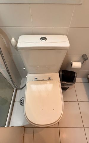 Apartamento à venda com 237m², 3 quartos e 2 vagas Apartamento à venda com 237m², 3 quartos e 2 vagasBanheiro Social