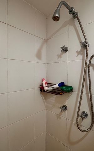 Apartamento à venda com 237m², 3 quartos e 2 vagas Apartamento à venda com 237m², 3 quartos e 2 vagasBanheiro Social