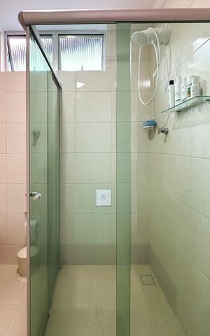 Casa para alugar com 237m², 3 quartos e 5 vagas Casa para alugar com 237m², 3 quartos e 5 vagasBanheiro da Suíte