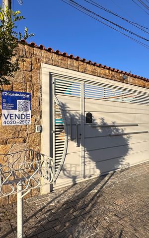 Casa para alugar com 237m², 3 quartos e 5 vagas Casa para alugar com 237m², 3 quartos e 5 vagasPlaca