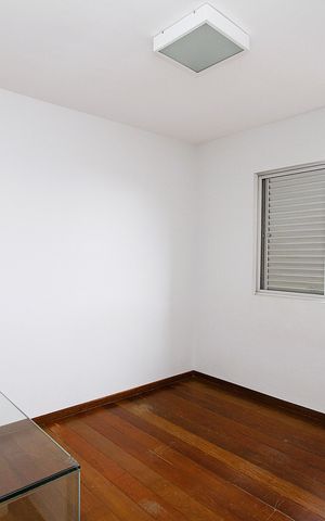 Apartamento para alugar com 140m², 3 quartos e 2 vagasQuarto 2