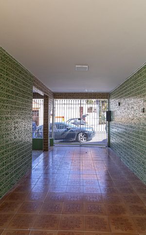 Casa para alugar com 310m², 3 quartos e 5 vagas Casa para alugar com 310m², 3 quartos e 5 vagasGaragem