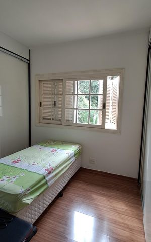 Casa à venda com 380m², 4 quartos e 6 vagas Casa à venda com 380m², 4 quartos e 6 vagasQuarto 2