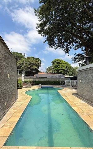 Casa à venda com 235m², 3 quartos e 3 vagas
