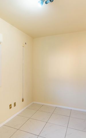 Casa de condomínio à venda com 70m², 2 quartos e 1 vaga