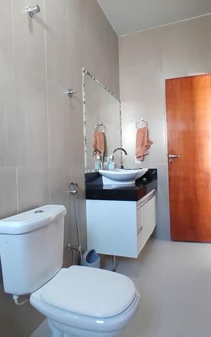 Casa para alugar com 190m², 4 quartos e 4 vagas