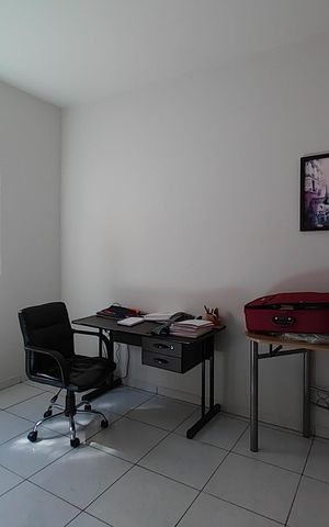 Casa para alugar com 190m², 4 quartos e 4 vagas