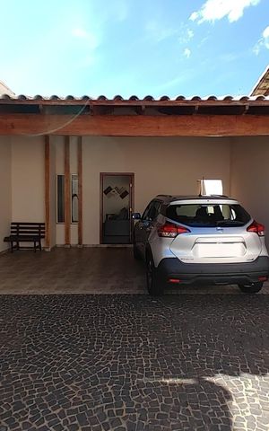 Casa para alugar com 190m², 4 quartos e 4 vagas