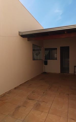 Casa para alugar com 190m², 4 quartos e 4 vagas