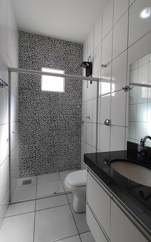 Casa para alugar com 190m², 4 quartos e 4 vagas