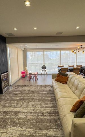 Apartamento à venda com 171m², 3 quartos e sem vaga
