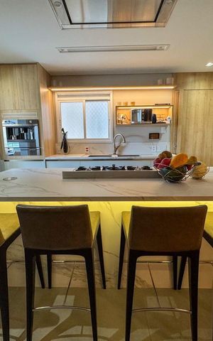 Apartamento à venda com 171m², 3 quartos e sem vaga