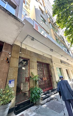 Apartamento à venda com 85m², 2 quartos e sem vaga