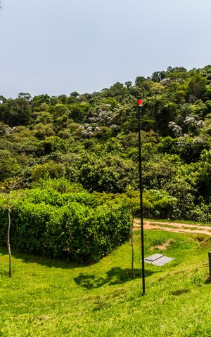 Casa de condomínio à venda com 227m², 2 quartos e 2 vagas Casa de condomínio à venda com 227m², 2 quartos e 2 vagasVista