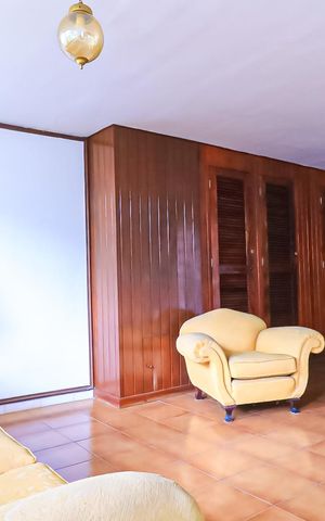 Apartamento à venda com 96m², 3 quartos e 2 vagas Apartamento à venda com 96m², 3 quartos e 2 vagasHall social