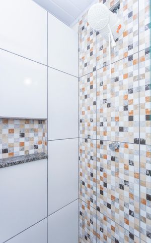 Casa à venda com 200m², 4 quartos e 2 vagasBanheiro - Edícula