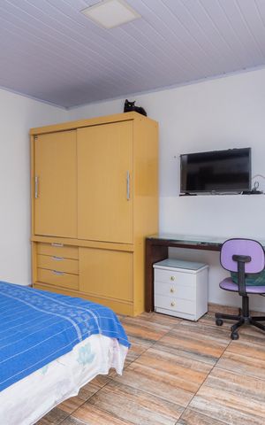 Casa à venda com 200m², 4 quartos e 2 vagasSala/Quarto - Edícula